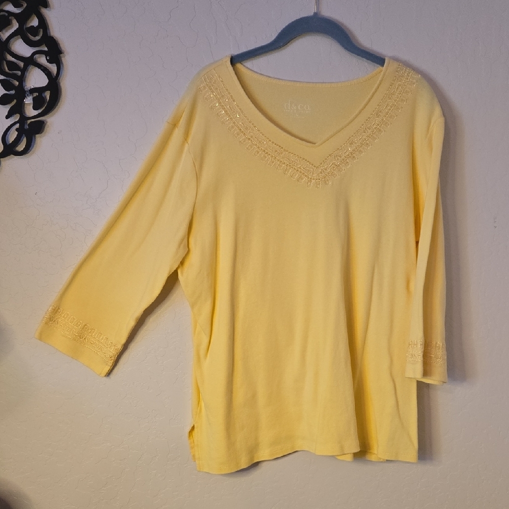 d&co. V-neck ¾ sleeve Embellished top